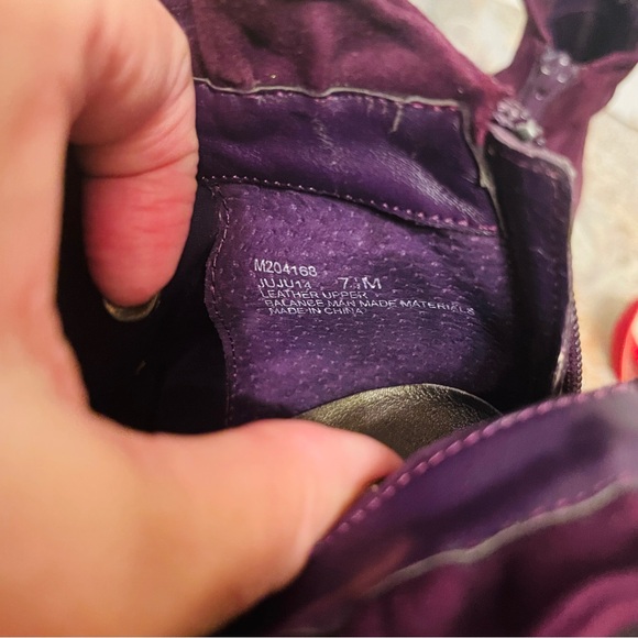 🍇Fabulous Purple Suede Ruffled Top Zip Stiletto Ankle Booties! - Picture 3 of 15